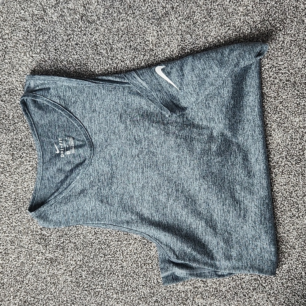 Nike tank